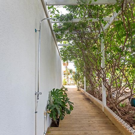 Maho Beach House - Sand Bar Condo - 1 Bedroom Suite Bagian luar foto