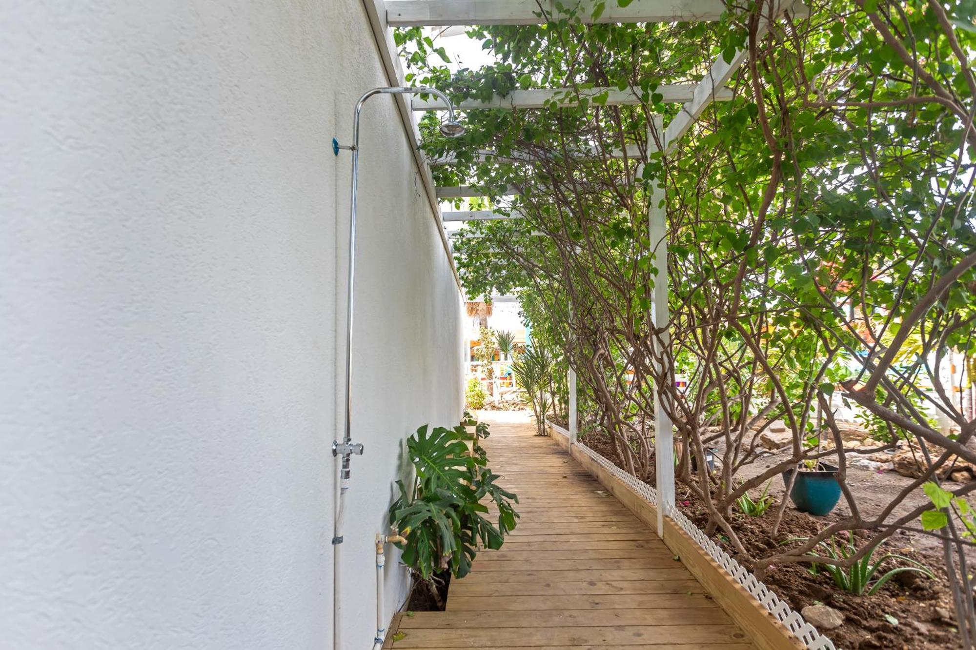 Maho Beach House - Sand Bar Condo - 1 Bedroom Suite Bagian luar foto