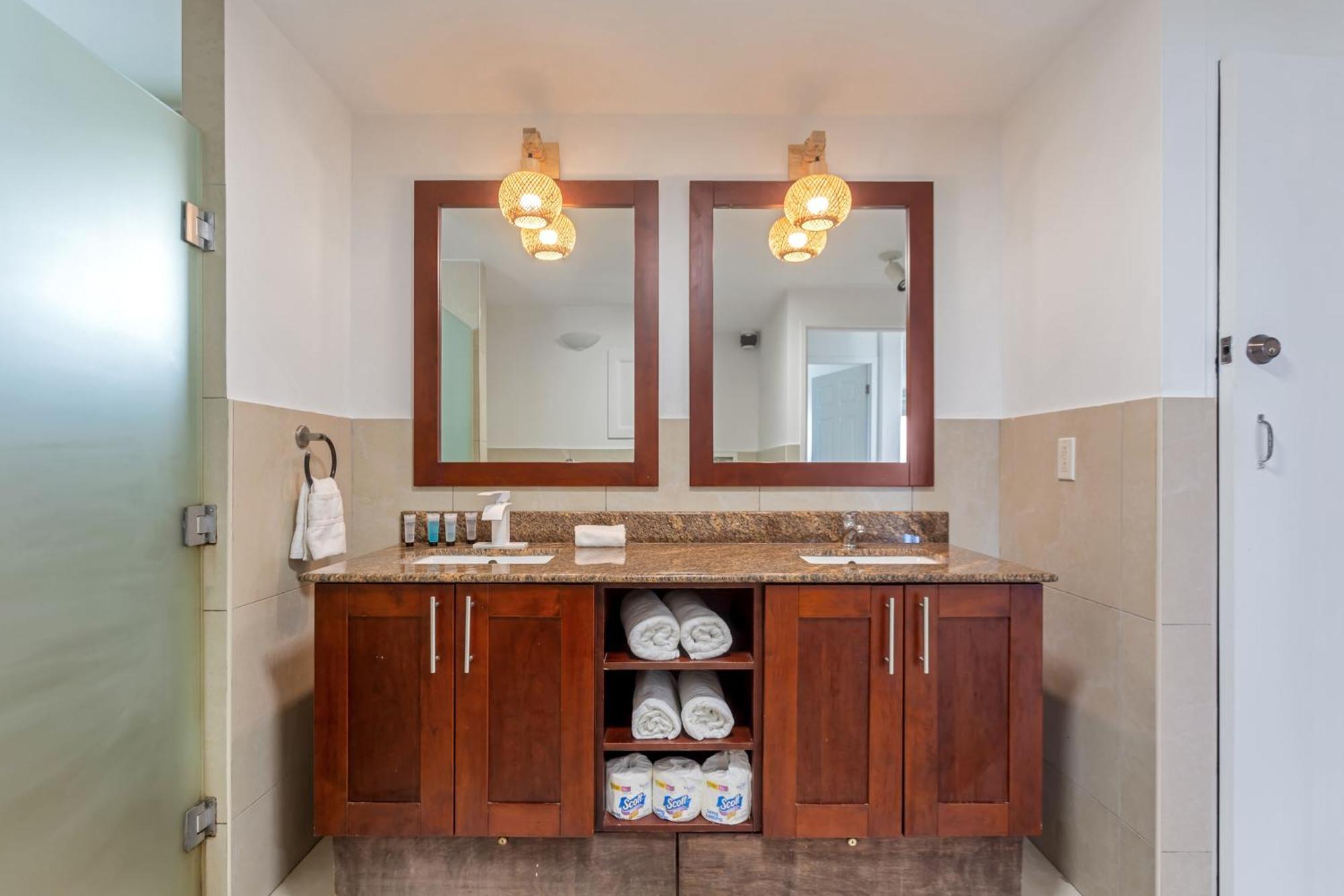 Maho Beach House - Sand Bar Condo - 1 Bedroom Suite Bagian luar foto