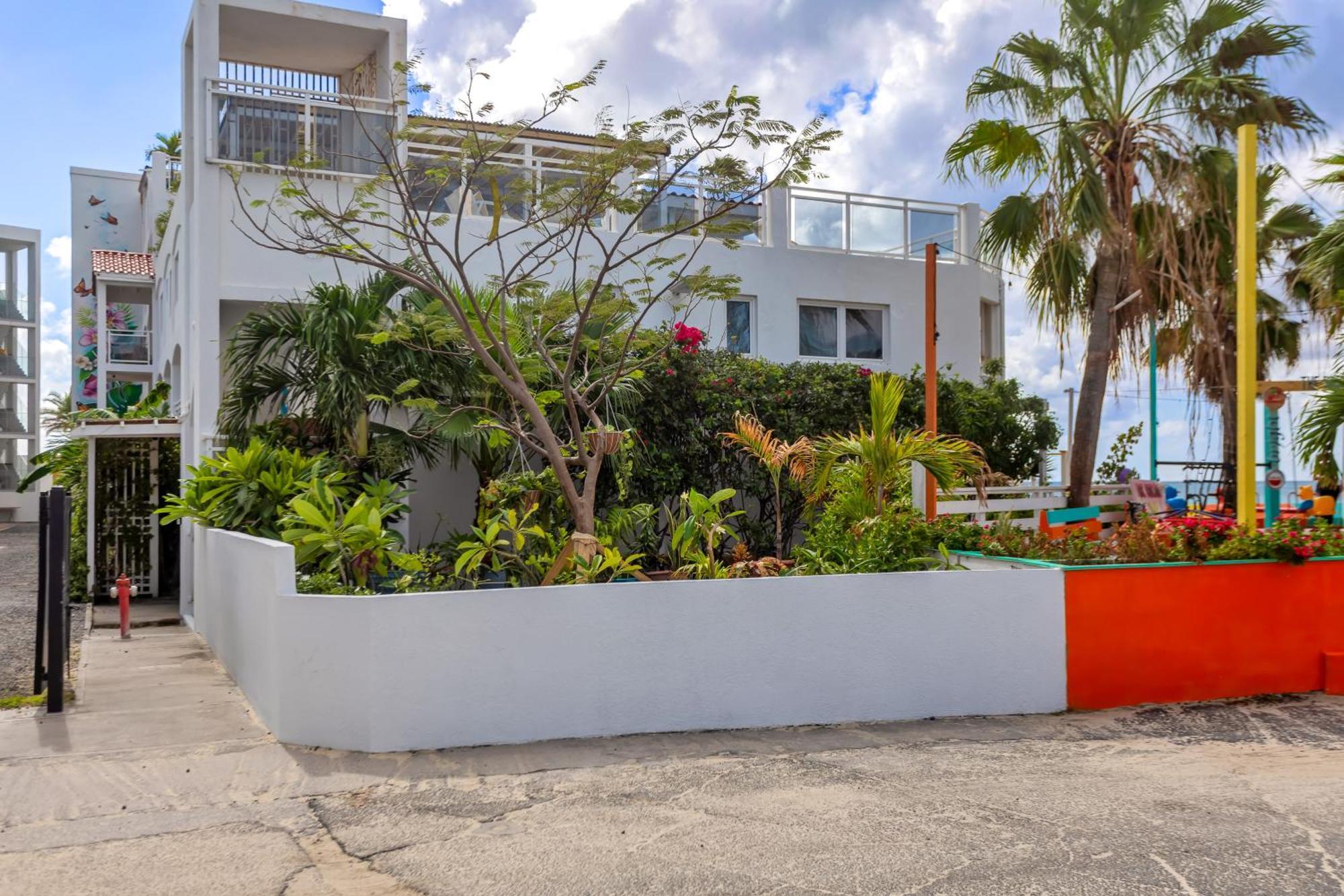Maho Beach House - Sand Bar Condo - 1 Bedroom Suite Bagian luar foto