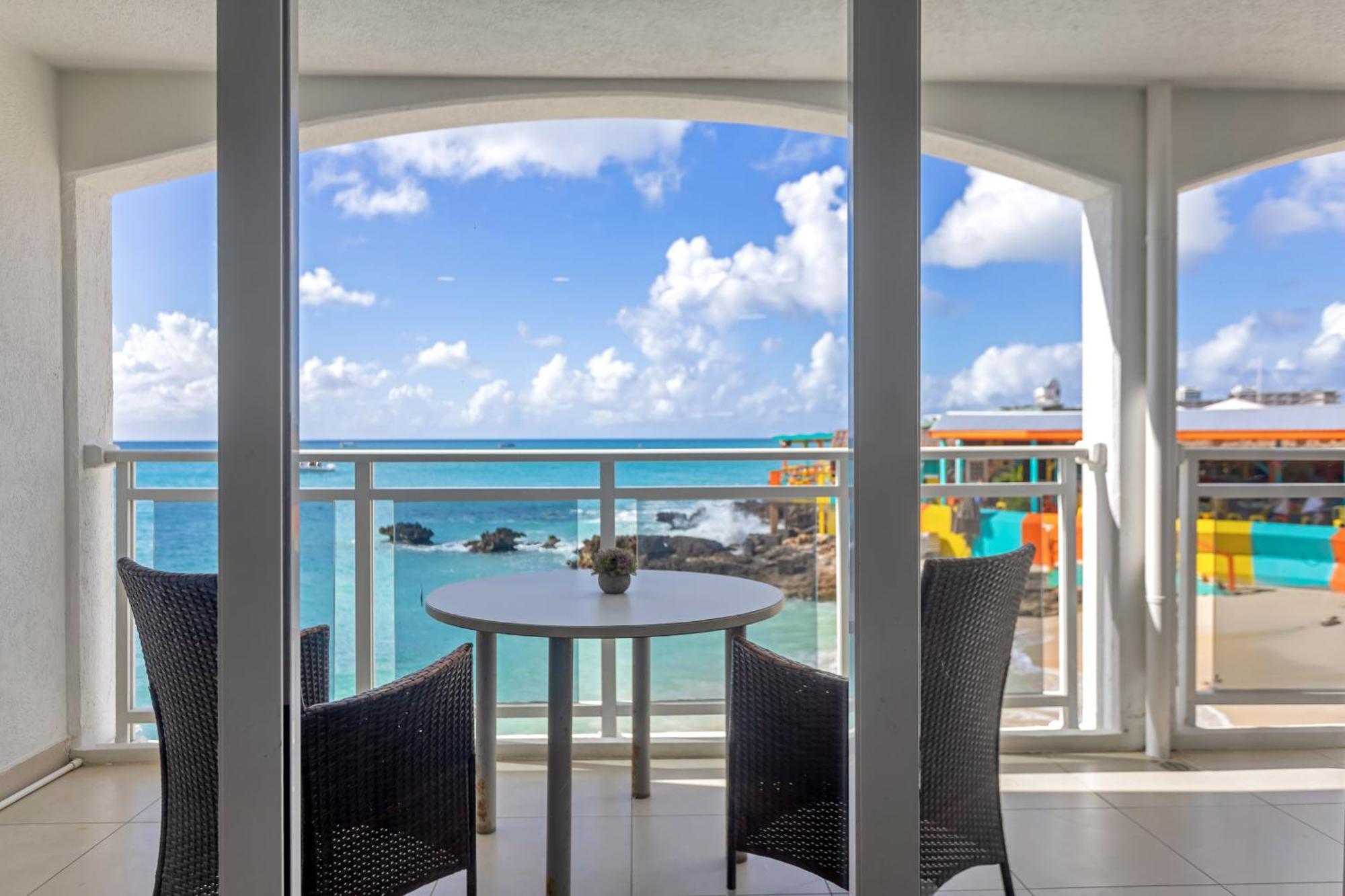 Maho Beach House - Sand Bar Condo - 1 Bedroom Suite Bagian luar foto